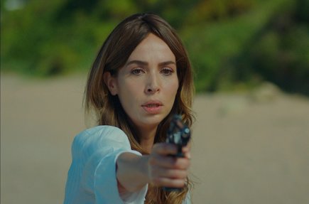 Arzu, Cihan’ı vuruyor!