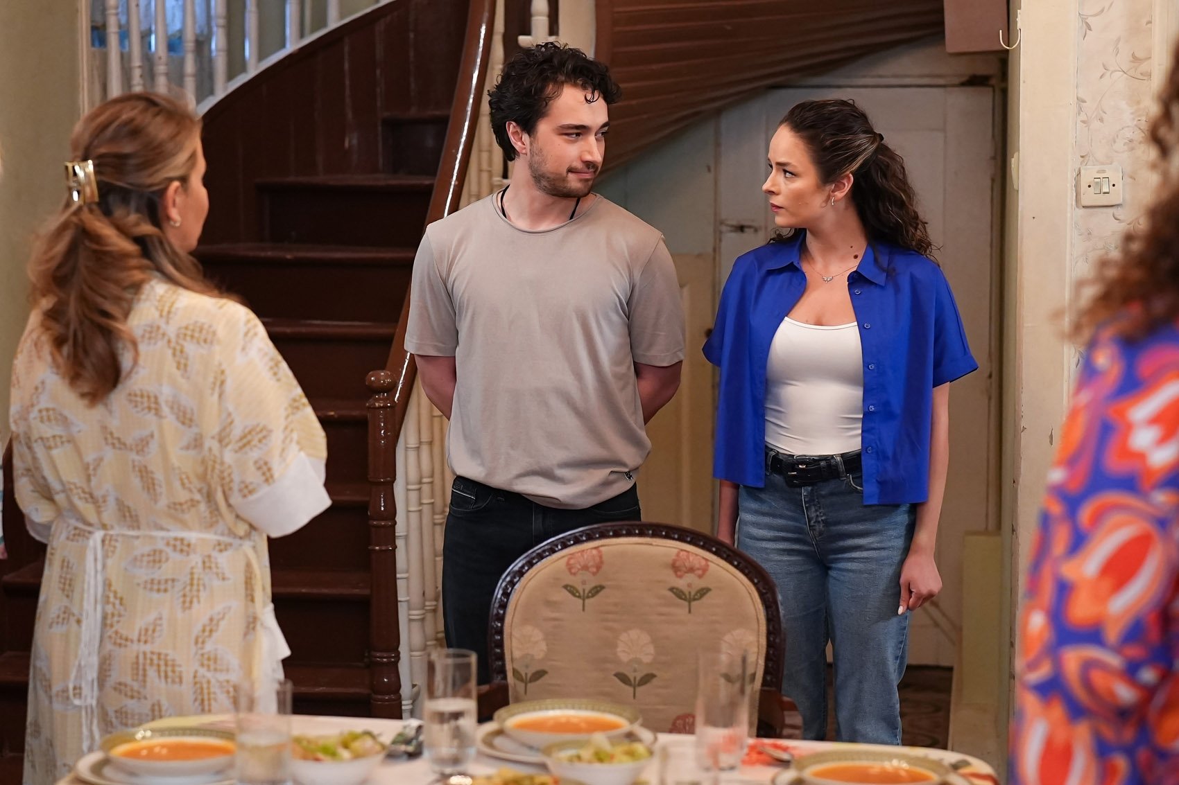 6. Bölüm Foto Galeri