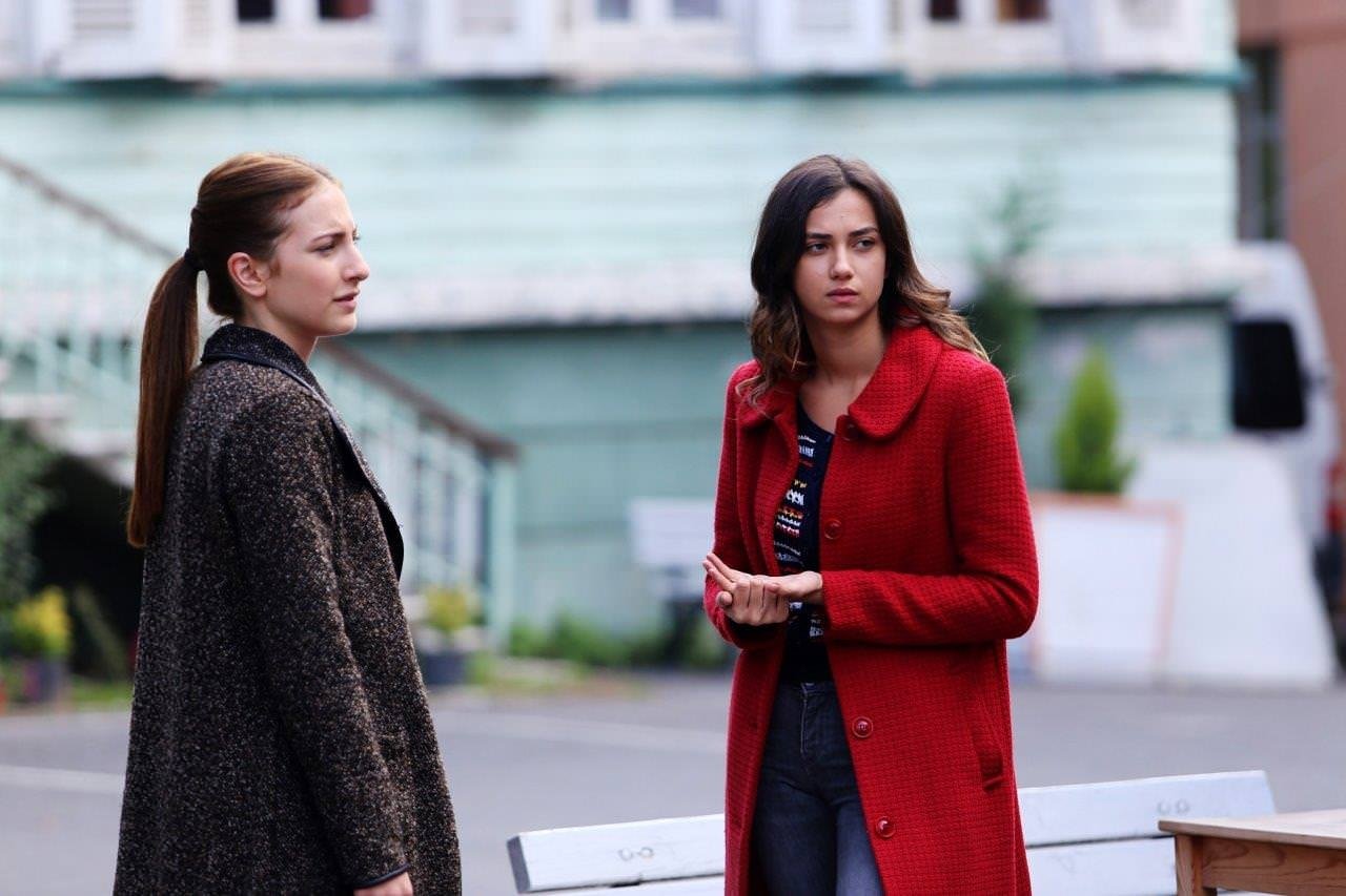 100 karede 100 bölüm