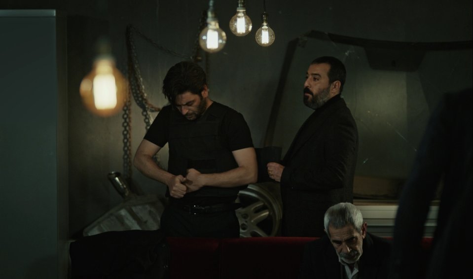 eskiya-dunyaya-hukumdar-olmaz