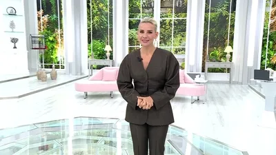 Esra Erol’da