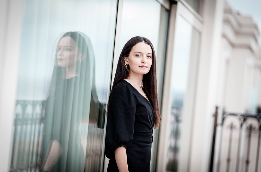 Aqldan ozgan lezbiyenlar ishqalanishadi Aqldan ozgan lezbiyenlar ishqalanishadi