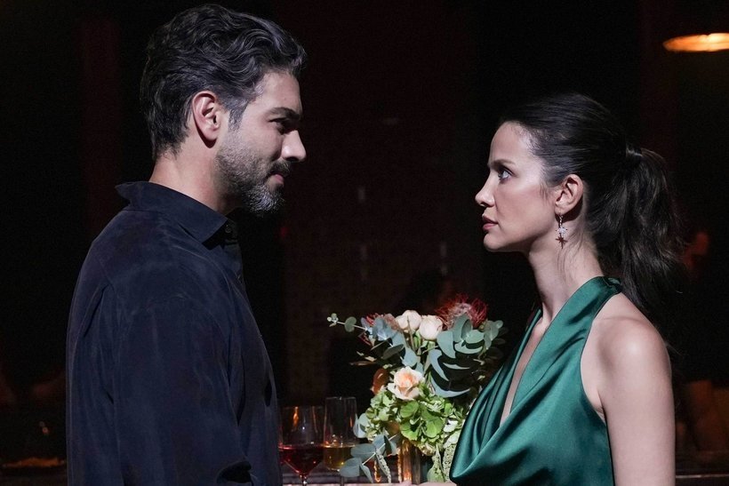 Karadut Dizisinin konusu Ne? oyuncuları kim?