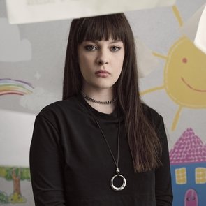 Başka Bir Gün | Kadro | Deniz Alsoy