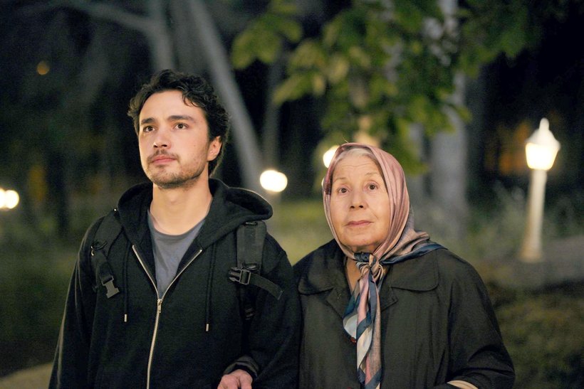 Mehmet Erdem’den Aile Saadeti’ne şarkı jesti!