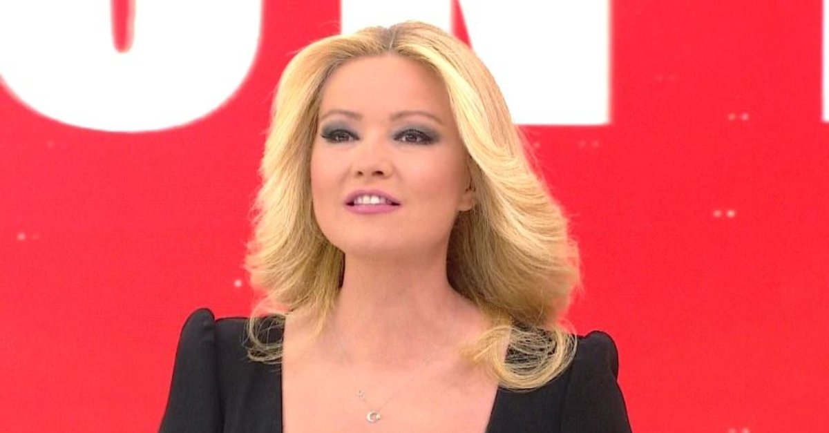 muge-anli-ile-tatli-sert