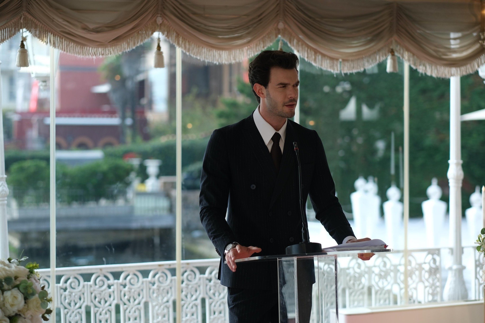 Altın Kafes'te yeni bir aşk doğuyor