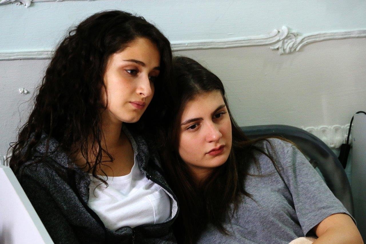 100 karede 100 bölüm