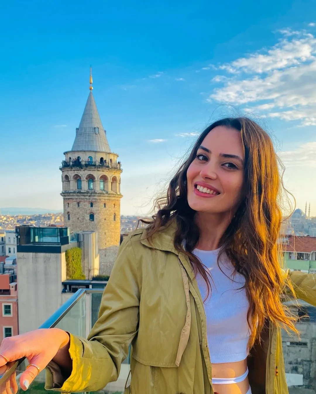 Başım Belada oyuncuları kimler? Hangi ünlü oyuncular Başım Belada kadrosu içinde yer alıyor? Başım Belada ne zaman başlıyor, konusu ne?