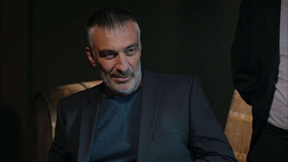 Kertenkele 29. bölüm replik galerisi