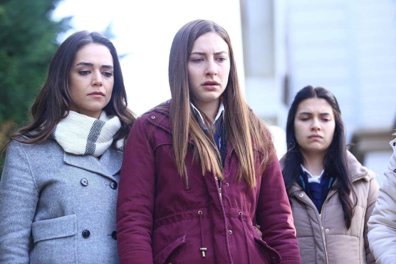 100 karede 100 bölüm