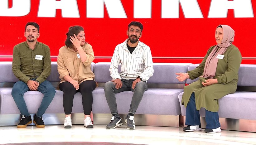 muge-anli-ile-tatli-sert