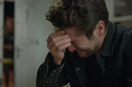 Seni sevenlere asla sırtını dönme!