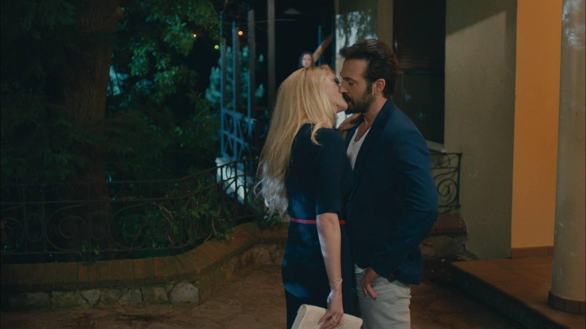 Aşkın yeni sınavı...17.bölüm fotogaleri