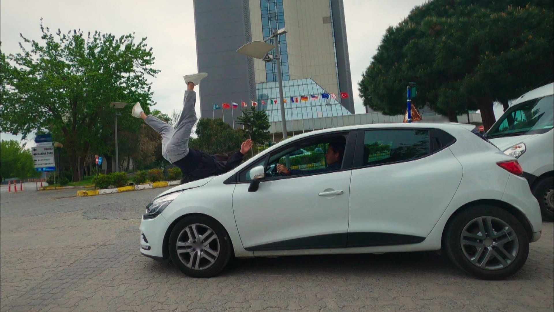 Süsen gerçekleri itiraf edecek mi?