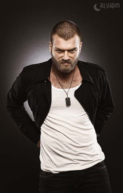 Sekiz (Kıvanç Tatlıtuğ)