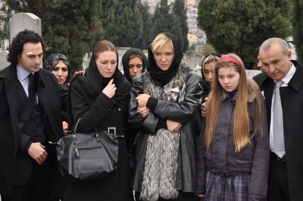 Unutulmaz 63. Bölüm