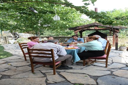 Reis 1.Bölüm Fotoğrafları