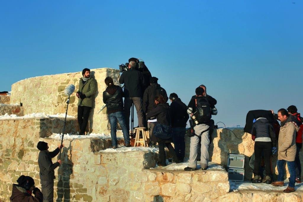 Detaylarda Kara Para Aşk