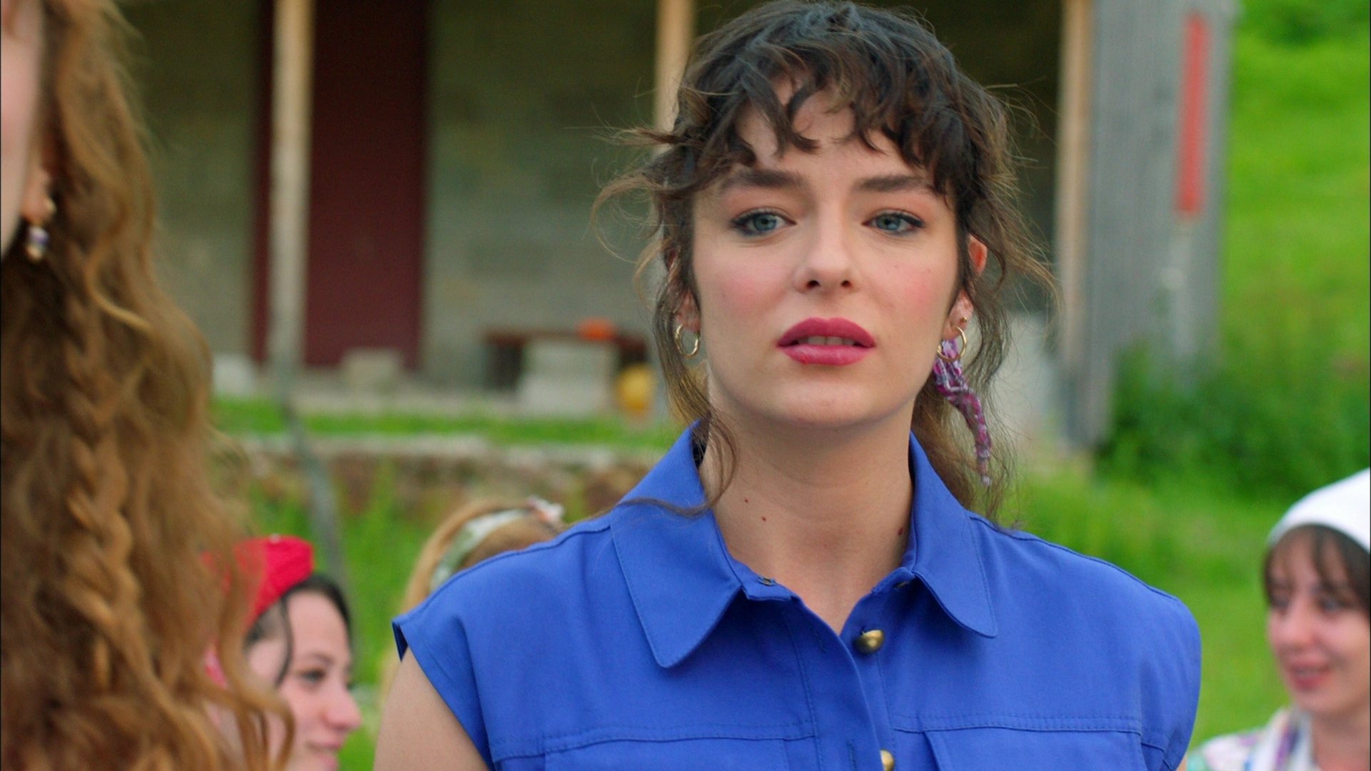 Vermem Seni Ellere'de düğün telaşı