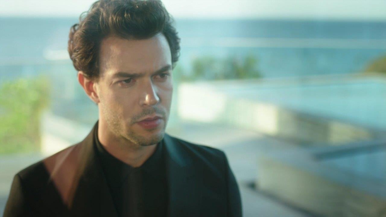 Altın Kafes dizisi konusu nedir?