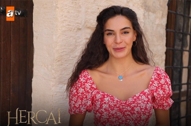 Hercai’nin Reyyan’ı Ebru Şahin’den özel mesaj