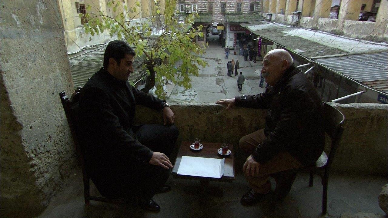 100 karede Ezel efsanesi