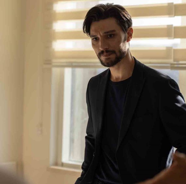 19х01) Новые промо-кадры и озет к девятнадцатой серии телесериала "Сапфир". - Не