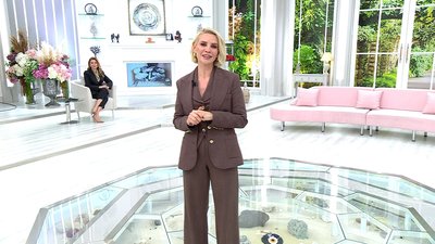 Esra Erol’da