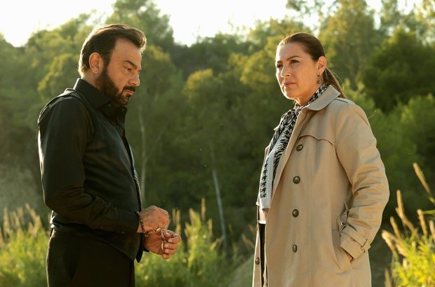 Devlerin aşkı nikah masasına mı taşınıyor?