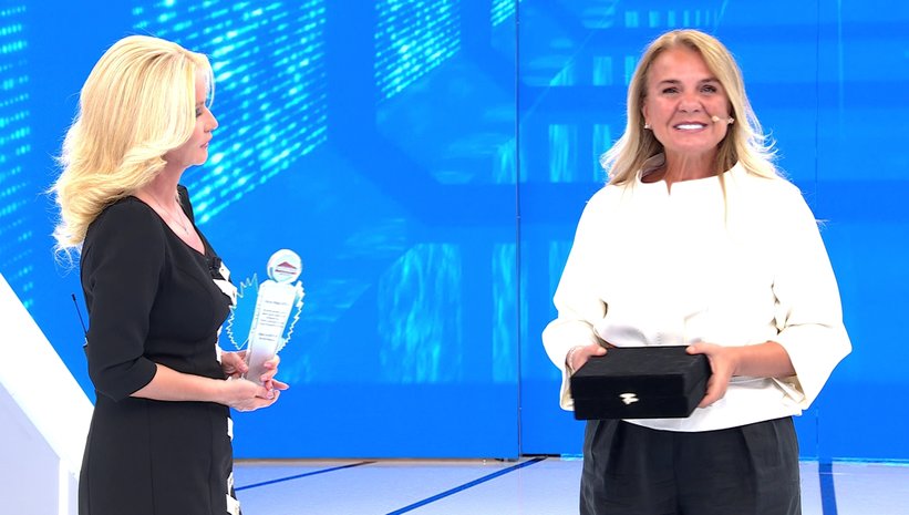 muge-anli-ile-tatli-sert