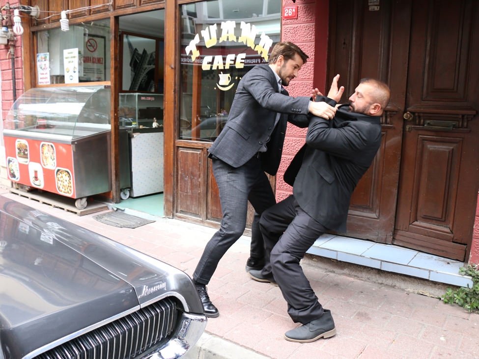 75. bölüm fotogaleri