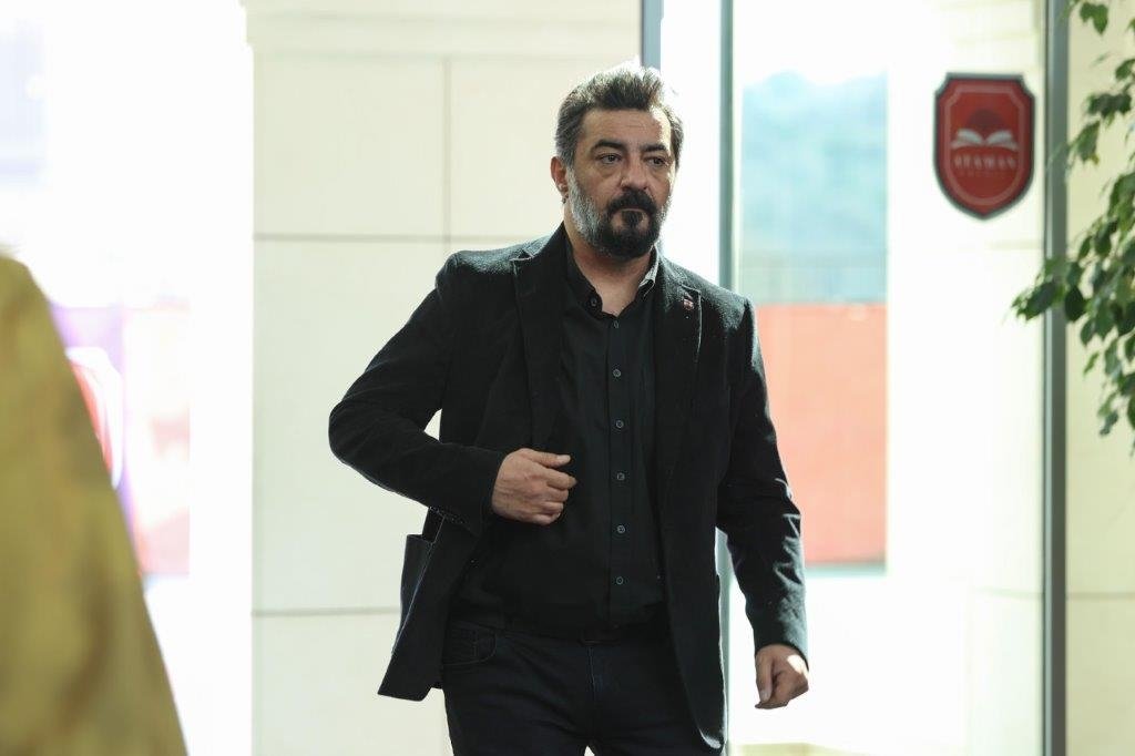 Oğulcan evi terk etti!