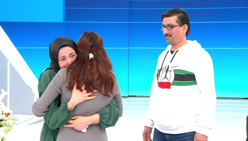 muge-anli-ile-tatli-sert