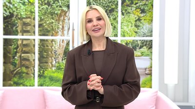 Esra Erol’da