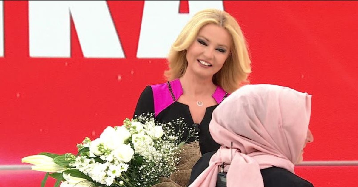 muge-anli-ile-tatli-sert