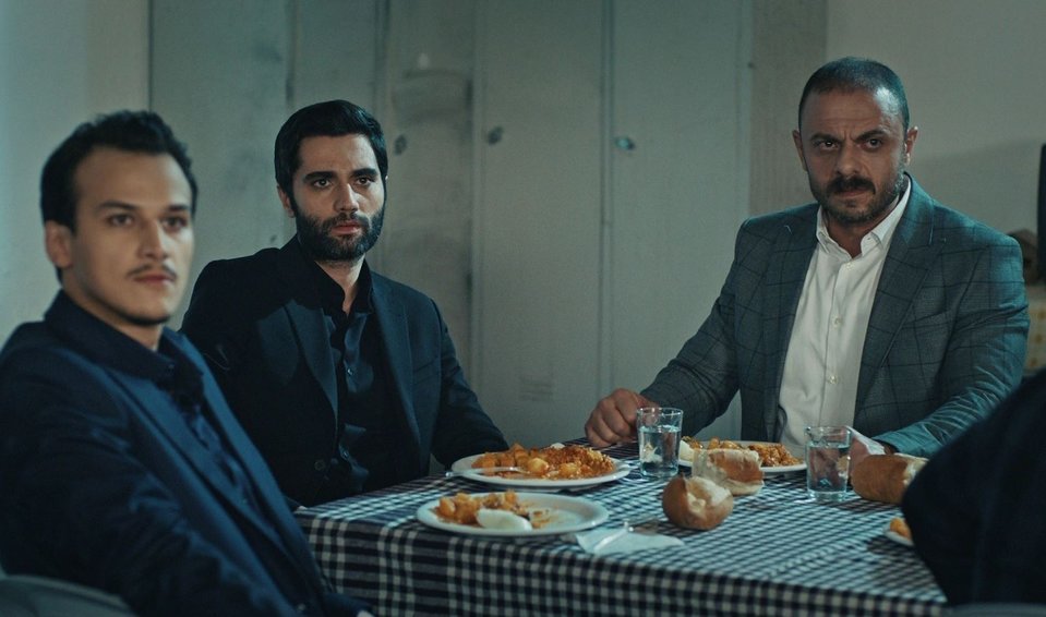 eskiya-dunyaya-hukumdar-olmaz