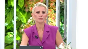 Esra Erol’da