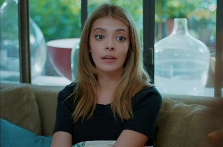 Dünya bitti, uzayda erkek buldu!