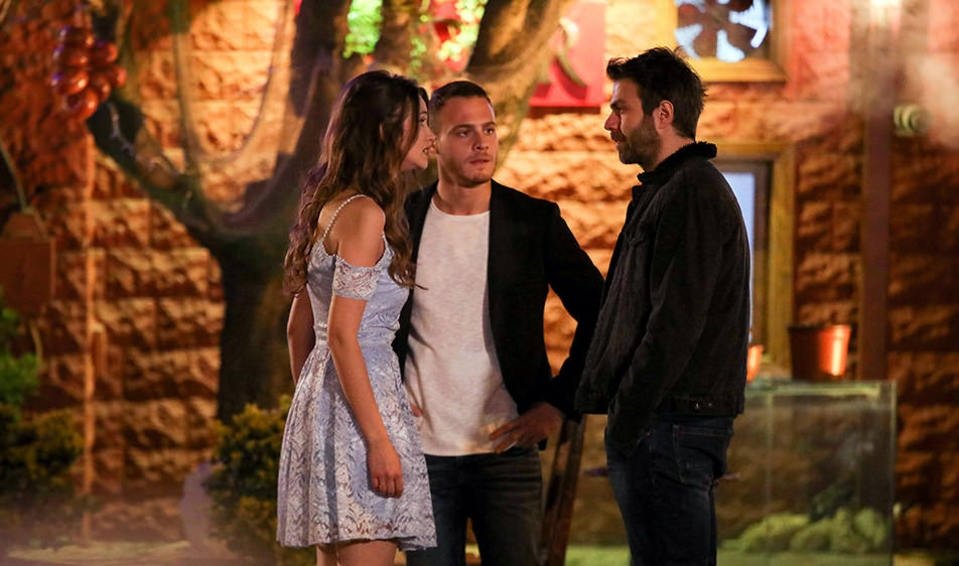 bu-sehir-arkandan-gelecek