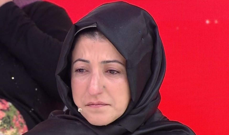Müge Anlı ile Tatlı Sert Programı 33 yıl sonra Ayça’nın ailesi bulundu! İzle